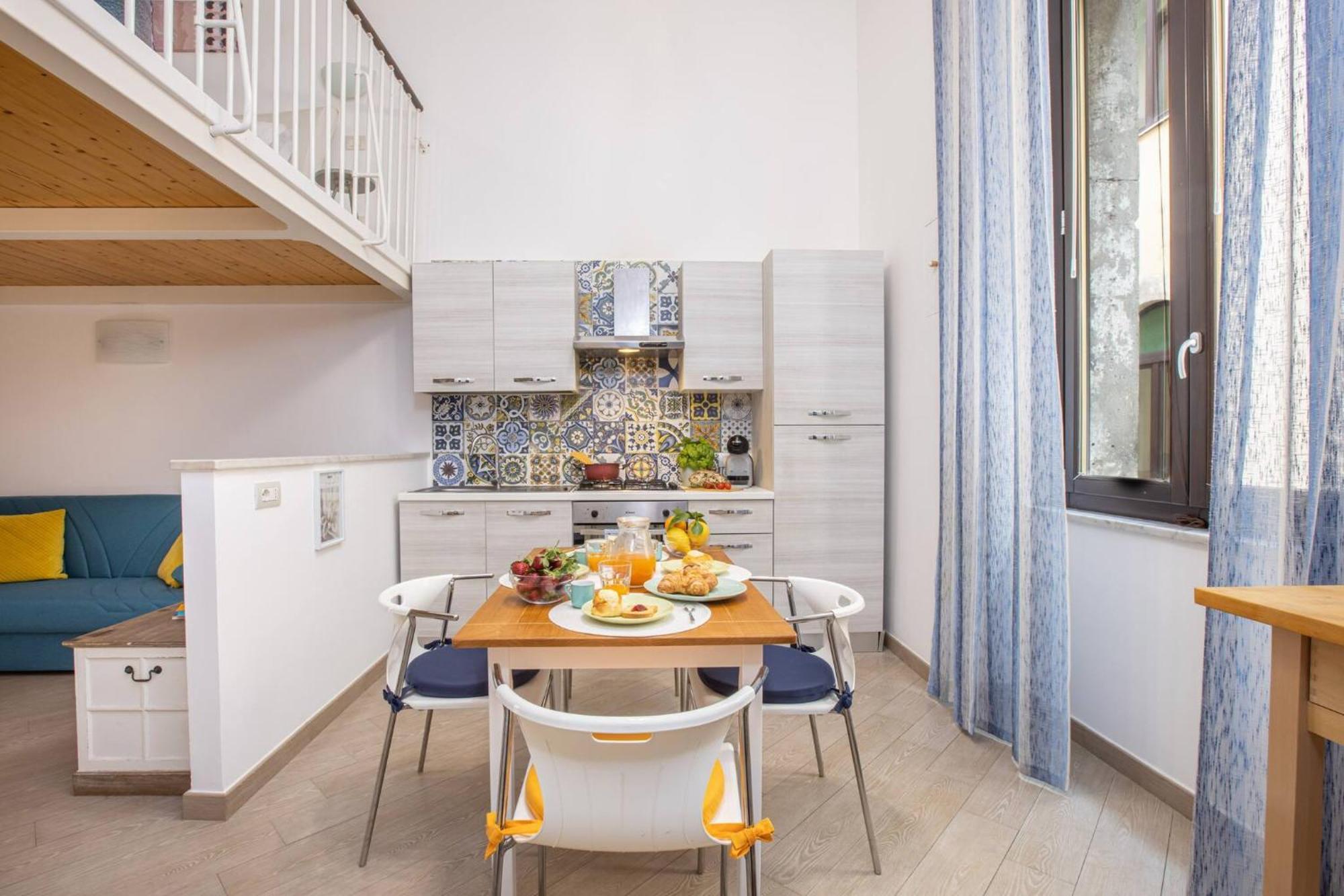 Appartement Cosy House Under The Arches In Sorrento Old Town Extérieur photo